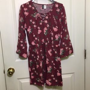 Size 4 H&M Flowery Lace-Up Front Dress